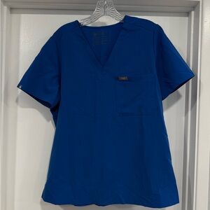 FIGS ONE POCKET SCRUB TOP